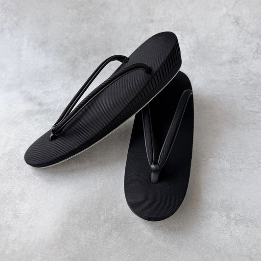 Vintage Japanese Black Zori Sandals (Size 6 US Women)｜Elegant Formal Footwear from the 1960s