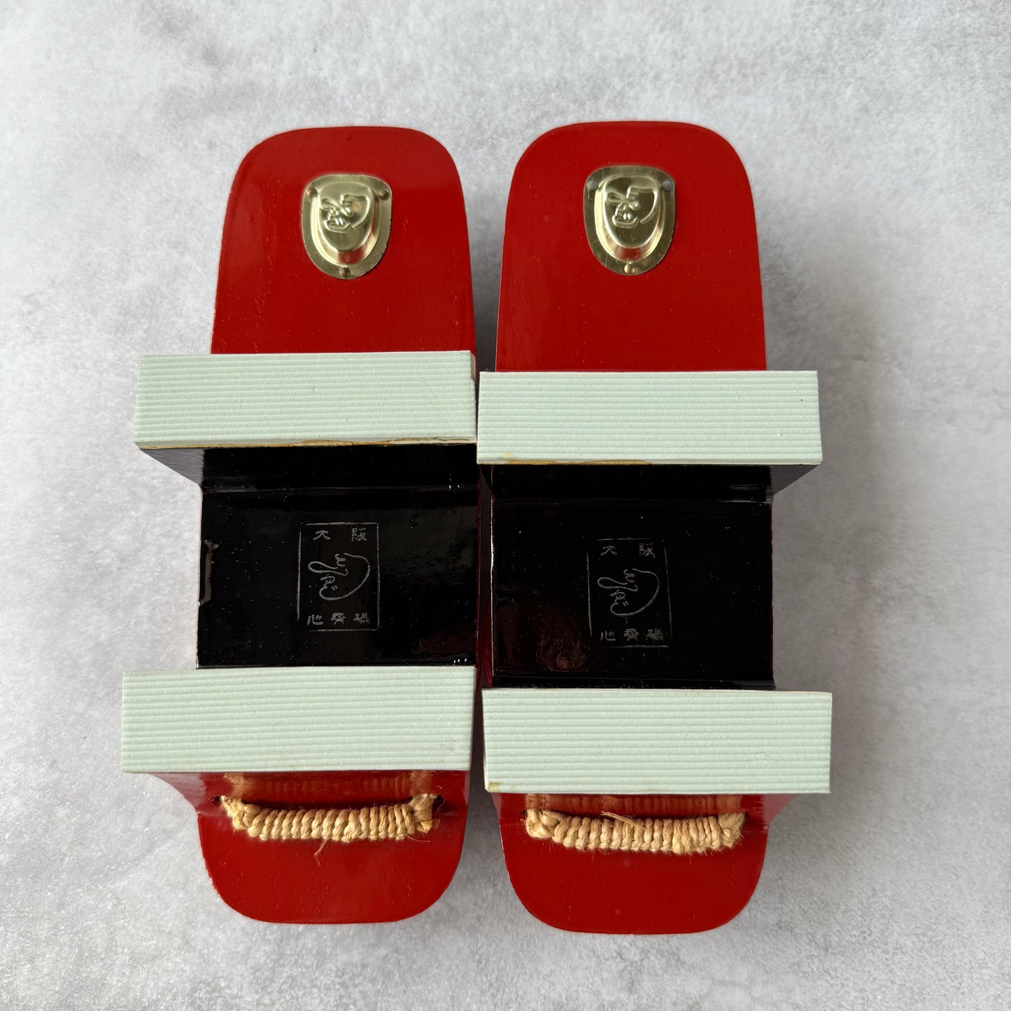Vintage 1960s Japanese Rain Geta Sandals with Vinyl Covers – Unused by Tenguya